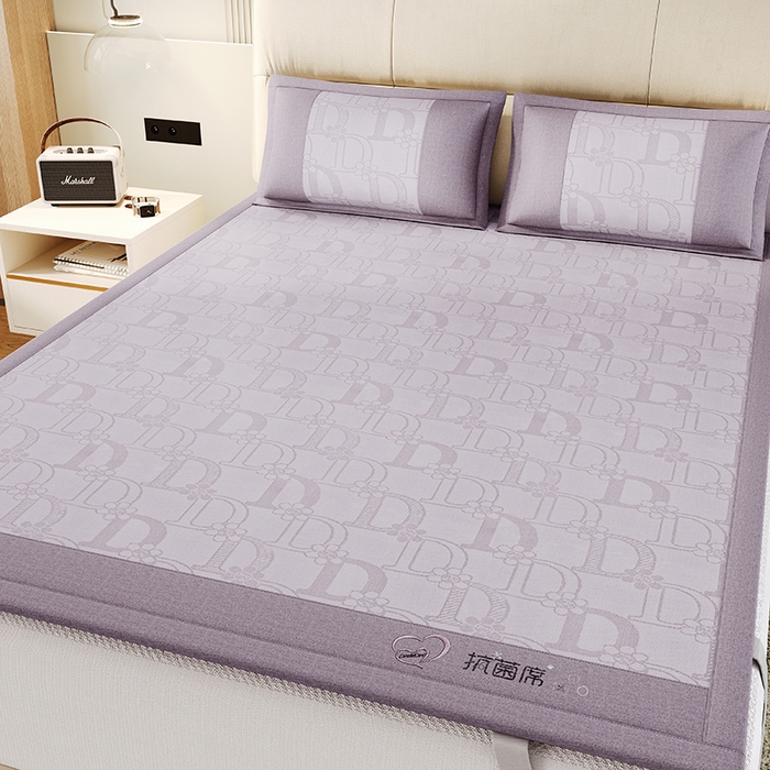 91家纺网 家纺一手货源 找家纺 爱宝被业 2024新款冰丝凉席提花刺绣字母款 紫