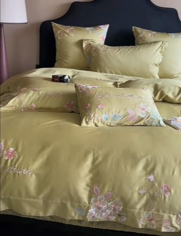 91家纺网 家纺一手货源 找家纺 鹿班家居 2024新款100支长绒棉精致刺绣系列四件套—去野标准会员-20 去野-月蓉黄