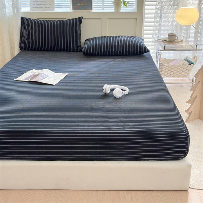 91家纺网 家纺一手货源 找家纺 北欧良品 2024新款水洗棉单品床笠、床单--格纹款（床笠、床单） 极简条黑