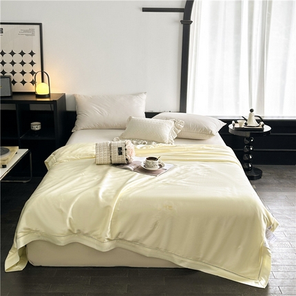 91家纺网 家纺一手货源 找家纺 雅高 2024新款100%桑蚕丝莱赛尔提花蚕丝夏被空调被被子被芯 奢华金