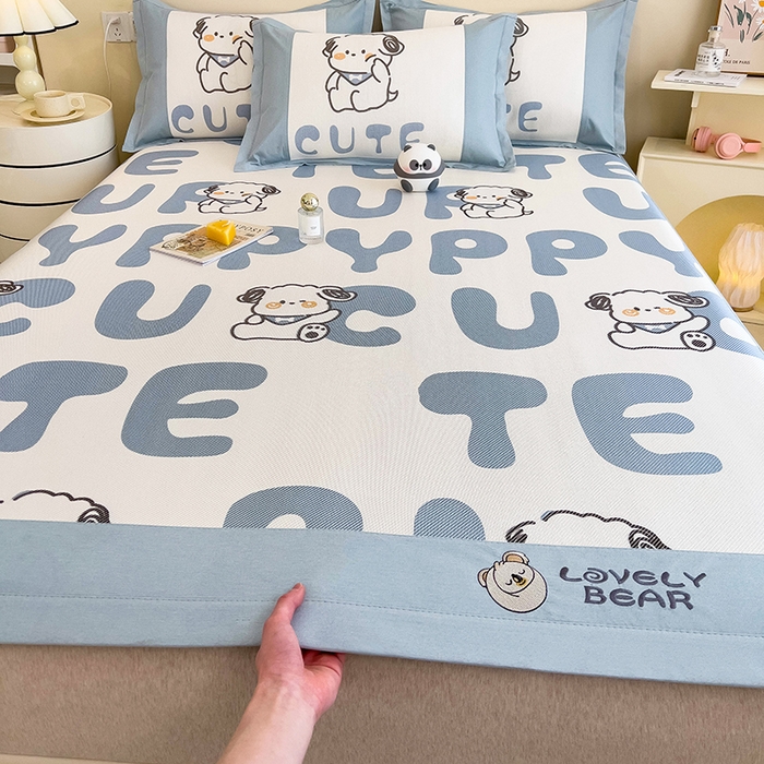 91家纺网 家纺一手货源 找家纺 全季家居 2024新款A类抗菌数码印花冰藤席三件套 床席款-字母小狗