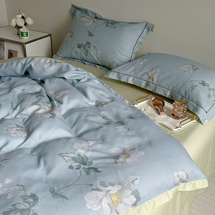 91家纺网 家纺一手货源 找家纺 氧家 2025新款莱赛尔天丝数码印花四件套宽边断角工艺（礼盒装）春日花语