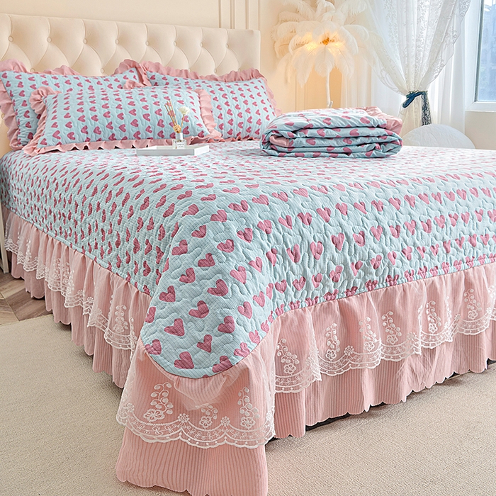 91家纺网 家纺一手货源 找家纺 梦柏家纺 2024新款亲肤泡泡棉夹棉床盖夏被四件套 甜心-兰