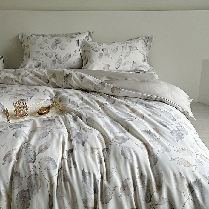 91家纺网 家纺一手货源 找家纺 氧家 2025新款莱赛尔天丝数码印花四件套宽边断角工艺（礼盒装）清风