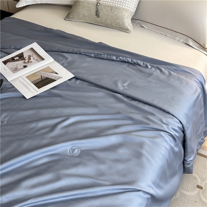 91家纺网 家纺一手货源 找家纺 （总）蜜柚 2024新款60s莱赛尔天丝提花大豆夏被-格言系列（控价199以上）