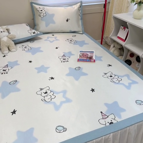 91家纺网 家纺一手货源 找家纺 2025新款慕尚600D数码印花冰丝凉席 星星狗