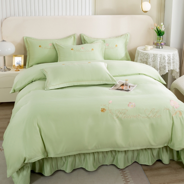 91家纺网 家纺一手货源 找家纺 银石-床裙款水洗真丝绣花四件套 果绿