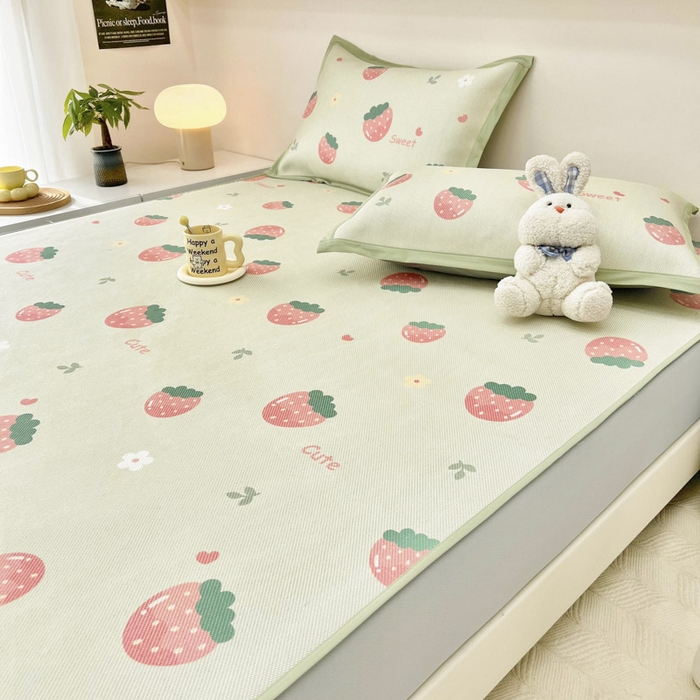 91家纺网 家纺一手货源 找家纺 全季家居 2024新款5A抗菌小清新数码印花冰藤席 床笠款-草莓