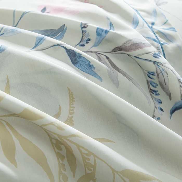 91家纺网 家纺一手货源 找家纺 氧家 2025新款莱赛尔天丝数码印花四件套宽边断角工艺（礼盒装）沐夏