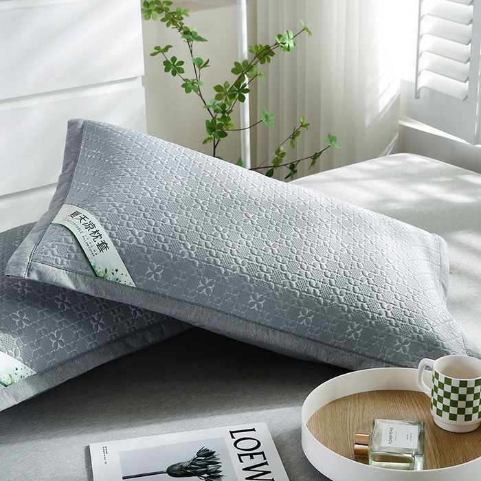 91家纺网 家纺一手货源 找家纺 小牛席业 2024新款浪漫花语冷感豆豆枕套 浪漫花语冷感豆豆枕套-灰色