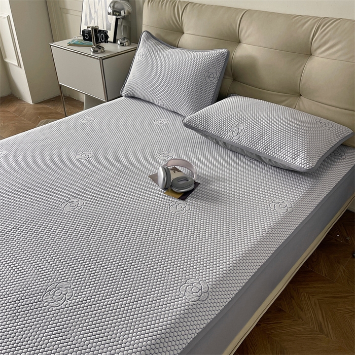 91家纺网 家纺一手货源 找家纺 2024新款抗菌凉豆豆提花床笠款凉席-花朵系列 花朵-星空蓝