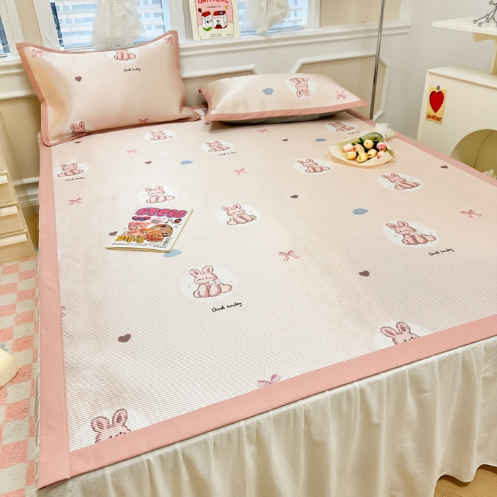 91家纺网 家纺一手货源 找家纺 慕尚 2025新款800D冰藤凉席 兔小姐