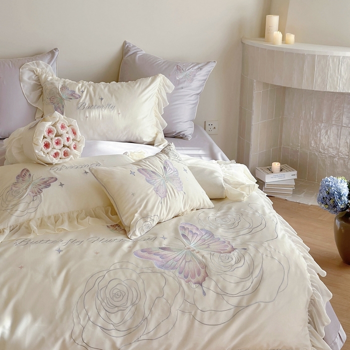 91家纺网 家纺一手货源 找家纺 MIU缪家居2024新款100支全棉四件套-梦月精灵 仙仙白（A版乳白，B版紫色）