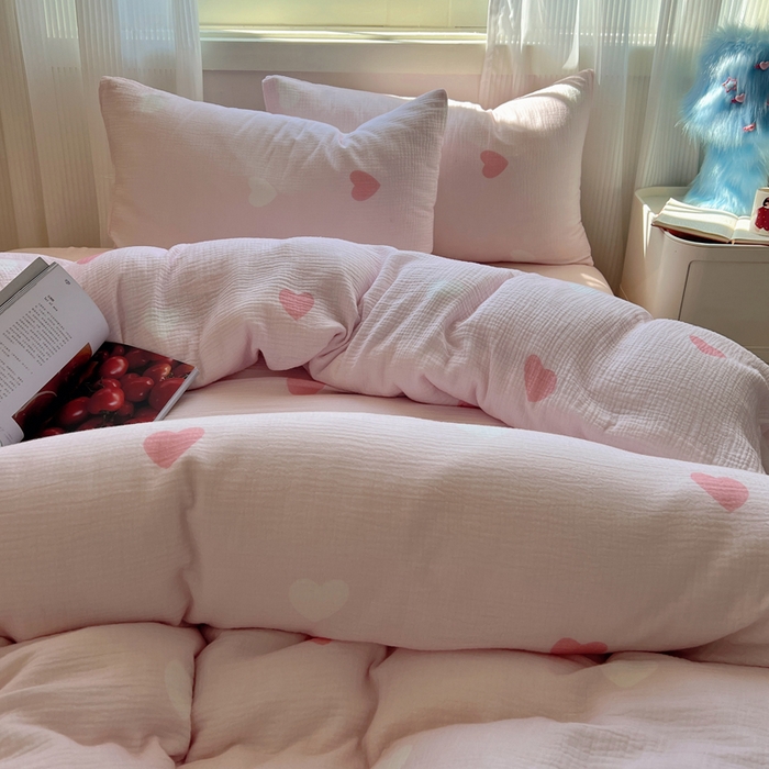 91家纺网 家纺一手货源 找家纺 盼季 2024新款A类母婴级水洗棉床上用品四件套卡通儿童床单被套宿舍三件套 爱心满满