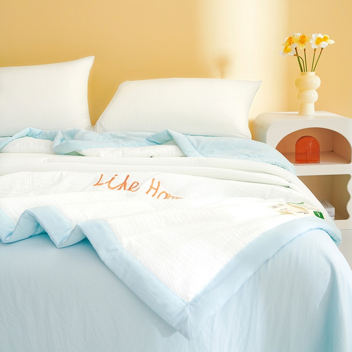 91家纺网 家纺一手货源 找家纺 恒畅 2024新款A类泡泡纱大豆夏被 天空蓝