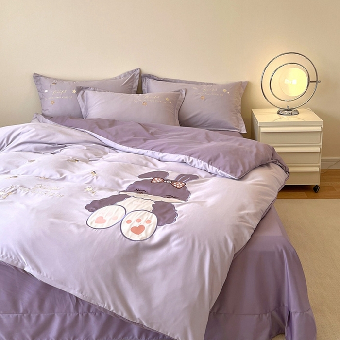 91家纺网 家纺一手货源 找家纺 凡客家居 2024新款水洗真丝绣花四件套 大兔兔