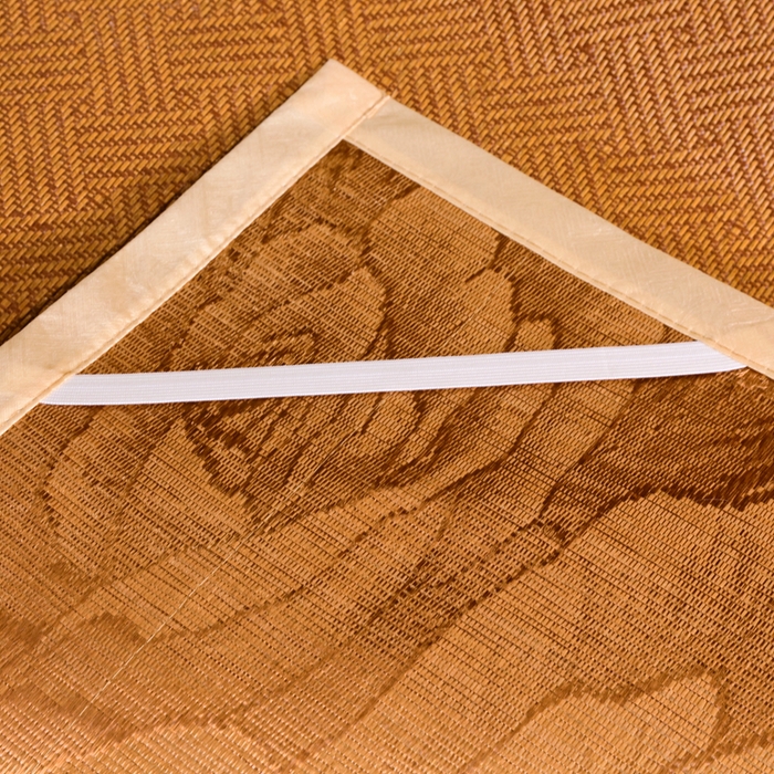 91家纺网 家纺一手货源 找家纺 青雅席业 2025新款艾草刺绣双面驱蚊御藤席-正面藤席-背面冰丝双面两用 双面席饼干花