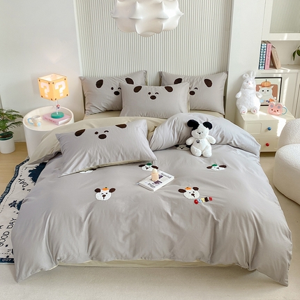 91家纺网 家纺一手货源 找家纺 帅露 2025纯棉毛巾绣四件套 大版卡通毛巾绣 顽皮狗