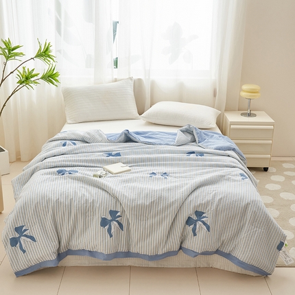 91家纺网 家纺一手货源 找家纺 鑫琪莱家纺 2024新款A类云感泡芙夏被 淑女范