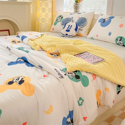 91家纺网 家纺一手货源 找家纺 （总）无界 2025新款迪士尼凉感针织棉印花夏被风格一