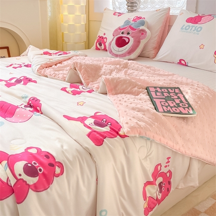 91家纺网 家纺一手货源 找家纺 （总）无界 2025新款迪士尼凉感针织棉印花夏被风格一