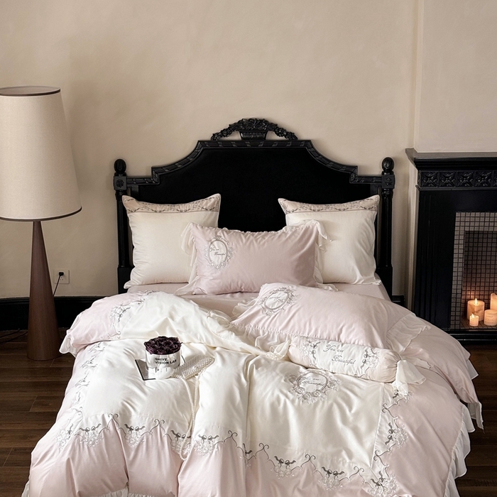 91家纺网 家纺一手货源 找家纺 （总）MIU缪家居2024新款100支全棉四件套-罗马假日（场景一）