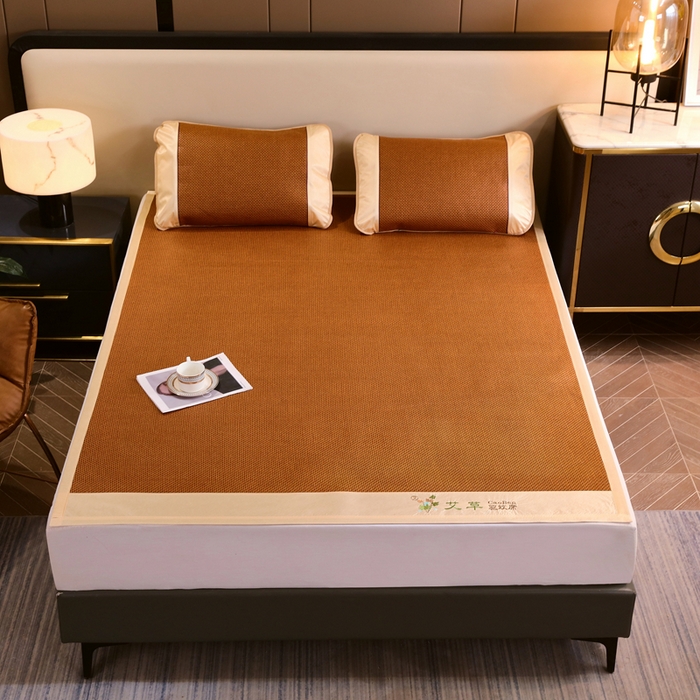 91家纺网 家纺一手货源 找家纺 （总）青雅席业 2025新款艾草刺绣双面驱蚊御藤席-正面藤席-背面冰丝双面两用