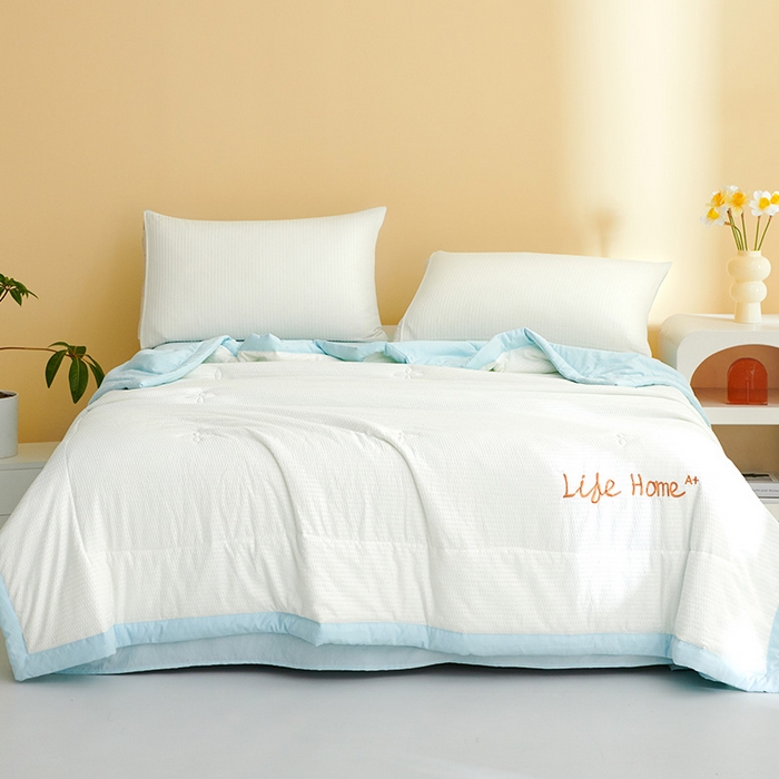 91家纺网 家纺一手货源 找家纺 恒畅 2024新款A类泡泡纱大豆夏被 天空蓝