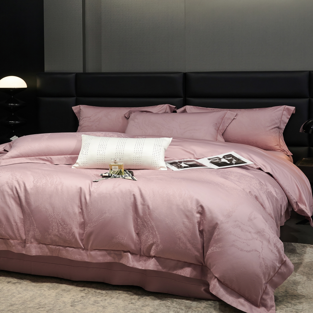 91家纺网 家纺一手货源 找家纺 时亿家居 2024新款天丝棉提花 西雅图 乌梅紫