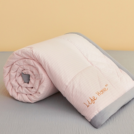 91家纺网 家纺一手货源 找家纺 （总）恒畅 2024新款A类泡泡纱大豆夏被