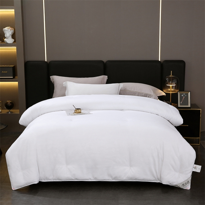 91家纺网 家纺一手货源 找家纺 恒鑫家纺 2025新款全棉提花蚕丝被 月光白