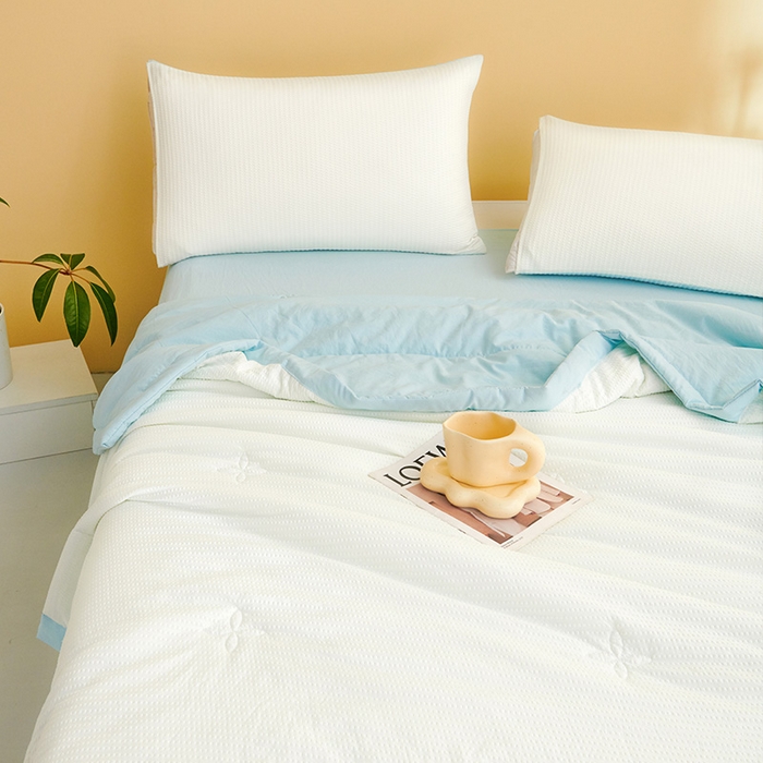 91家纺网 家纺一手货源 找家纺 恒畅 2024新款A类泡泡纱大豆夏被 天空蓝