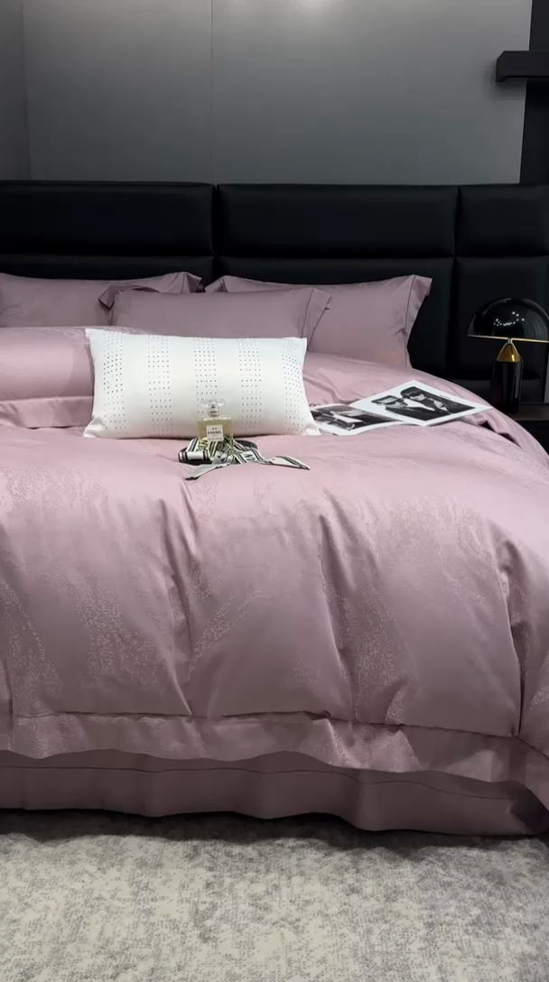 91家纺网 家纺一手货源 找家纺 时亿家居 2024新款天丝棉提花 西雅图 乌梅紫