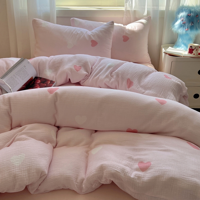 91家纺网 家纺一手货源 找家纺 盼季 2024新款A类母婴级水洗棉床上用品四件套卡通儿童床单被套宿舍三件套 爱心满满