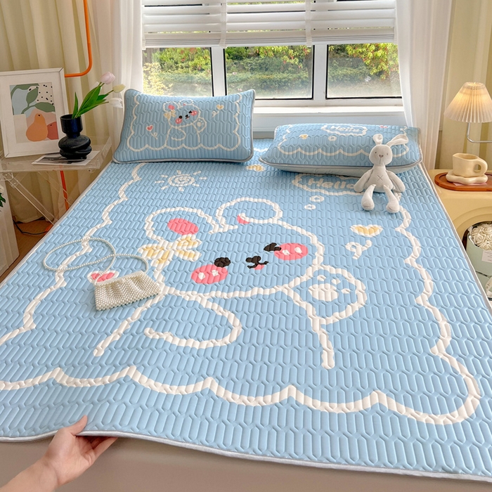 91家纺网 家纺一手货源 找家纺 凡客家居 2024新款大版0.4凉感丝乳胶凉席 吉可可