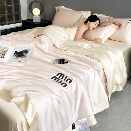 91家纺网 家纺一手货源 找家纺 （总）无界 2025新款水洗真丝刺绣夏被四件套-瑞纳