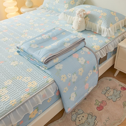 91家纺网 家纺一手货源 找家纺 牛魔王 2025新款冰丝凉感丝夏被 花花世界