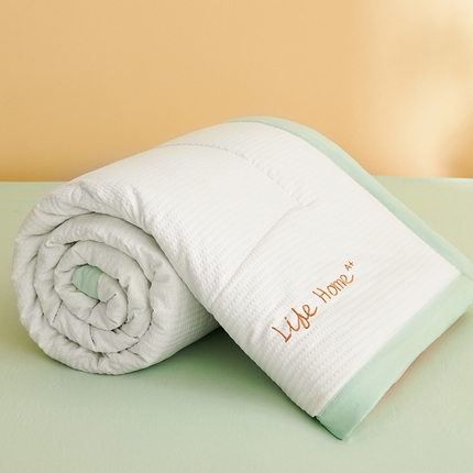 恒畅 2024新款A类泡泡纱大豆夏被 牛油果绿