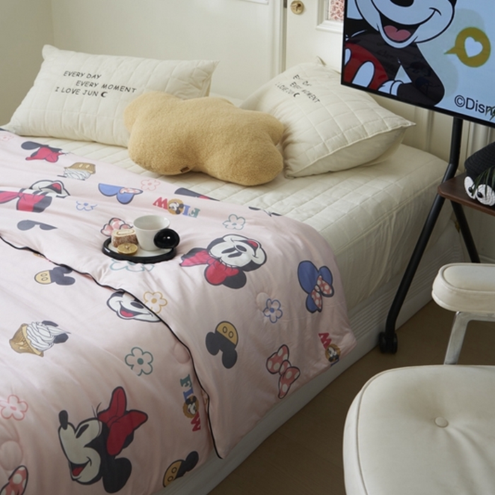 91家纺网 家纺一手货源 找家纺 米菲 A类生态锦棉牛奶针织棉大豆夏被（四季款） 迪士尼-欢乐米妮