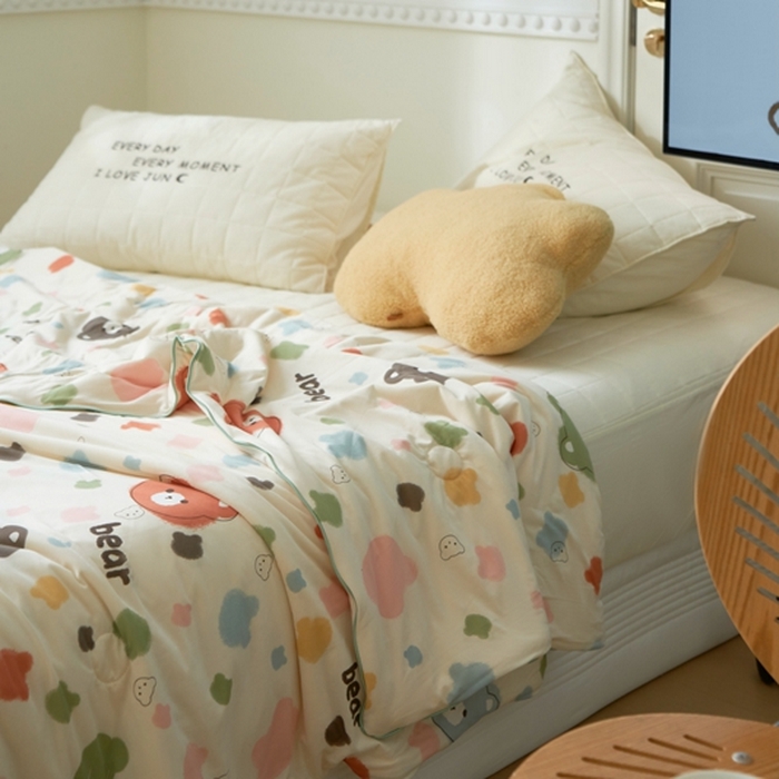 91家纺网 家纺一手货源 找家纺 米菲 A类生态锦棉牛奶针织棉大豆夏被（四季款） 缤纷小熊