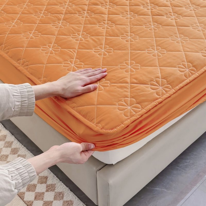 91家纺网 家纺一手货源 找家纺 情煊家纺 2024新款全棉亲肤夹棉纯色床笠 桔色