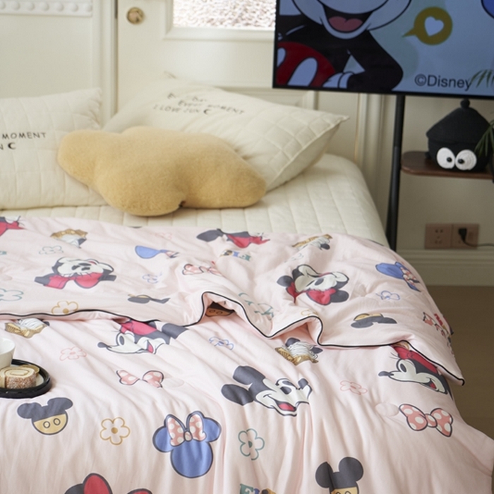 91家纺网 家纺一手货源 找家纺 米菲 A类生态锦棉牛奶针织棉大豆夏被（四季款） 迪士尼-欢乐米妮