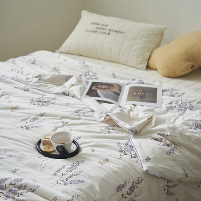 91家纺网 家纺一手货源 找家纺 米菲 A类生态锦棉牛奶针织棉大豆夏被（四季款） 薰衣草