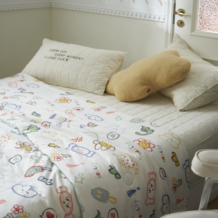 91家纺网 家纺一手货源 找家纺 米菲 A类生态锦棉牛奶针织棉大豆夏被（四季款） 糖果世界