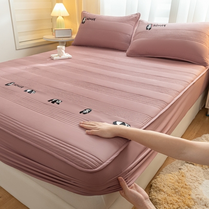 鑫钰 2024全棉大豆夹棉床笠 熊猫Team-豆沙粉