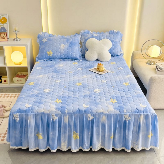 91家纺网 家纺一手货源 找家纺 情煊家纺 2024新款全棉亲肤夹棉印花床裙 7星空