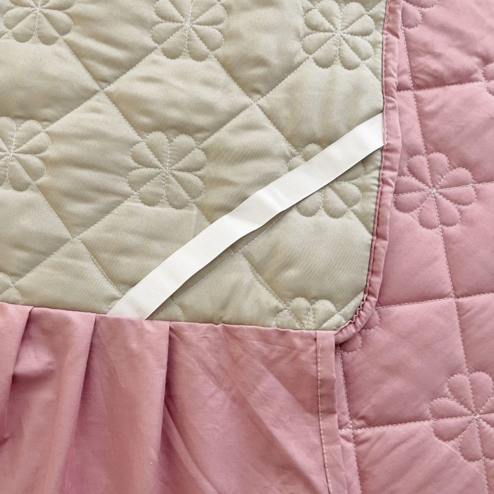 91家纺网 家纺一手货源 找家纺 情煊家纺 2024新款全棉亲肤夹棉纯色床裙 豆沙