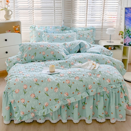 91家纺网 家纺一手货源 找家纺 恋尚 2025新款蜜桃棉印花夹棉床笠式床裙四件套 浅香