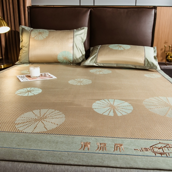 91家纺网 家纺一手货源 找家纺 全季家居 2024新款加厚加密宽边刺绣提花冰藤凉席 团扇-娇黄（床席款）