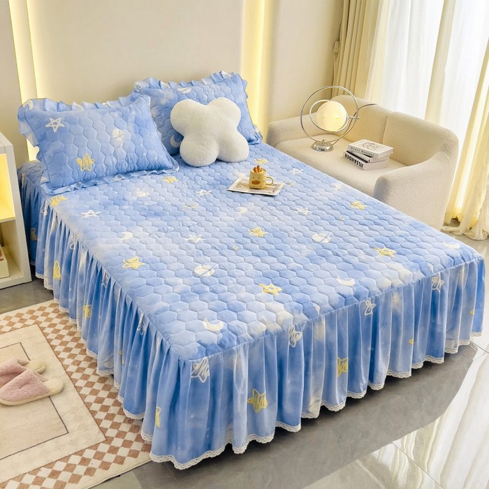 91家纺网 家纺一手货源 找家纺 情煊家纺 2024新款全棉亲肤夹棉印花床裙 7星空